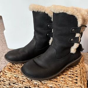 Uggs Akadia Winter Boots